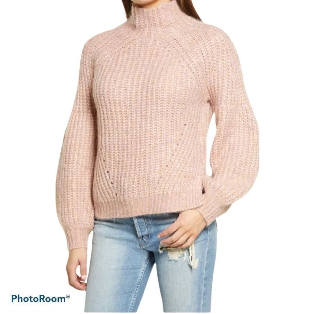 All in Flavor Puff sleeve sweater M NWT